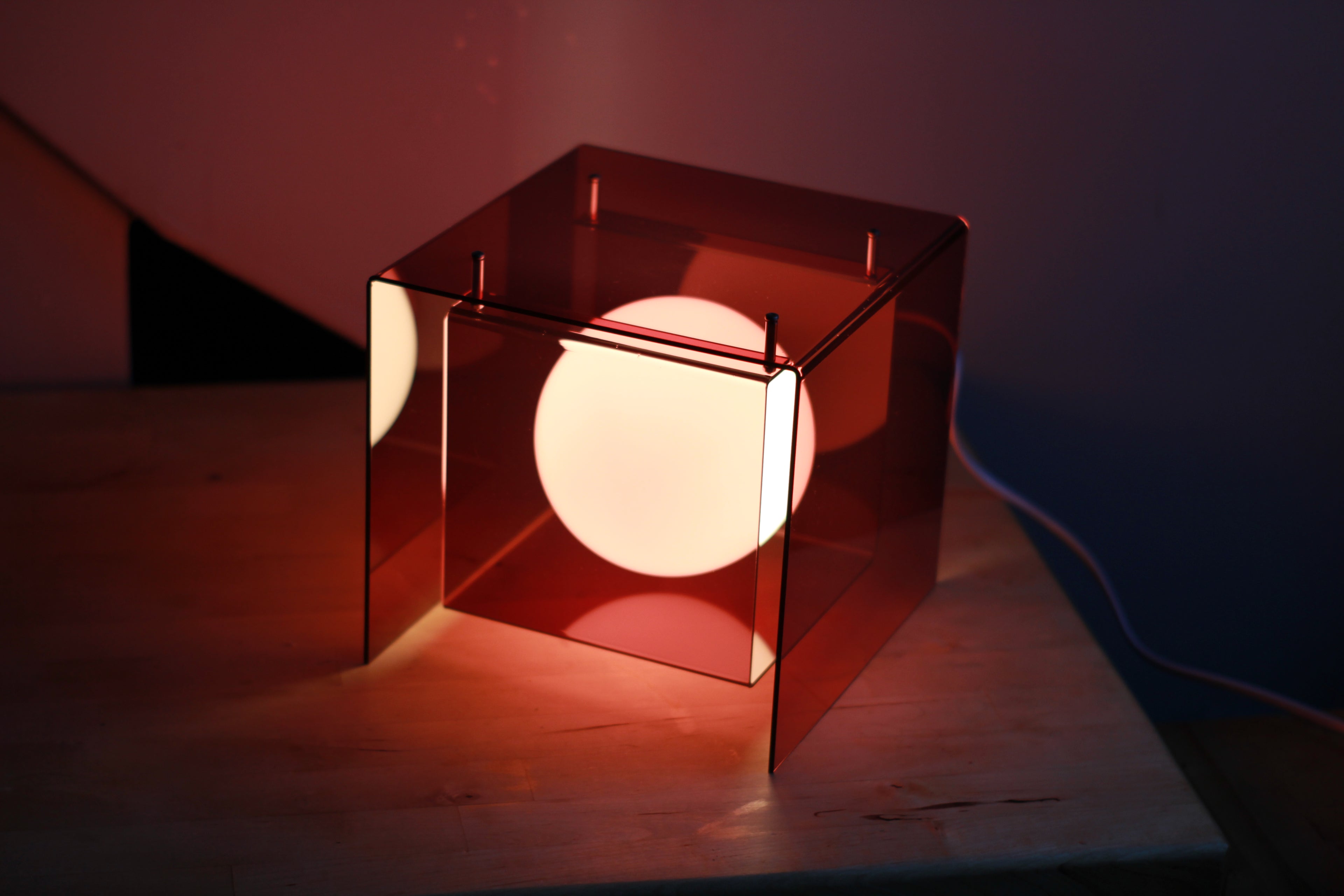 Tesseract Lamp (Pomegranate)